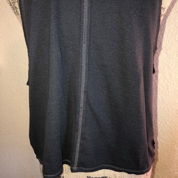 Free People We the Free Distressed Navy Tank Top with Stars & Raw Edge Sz Large - Picture 8 of 8